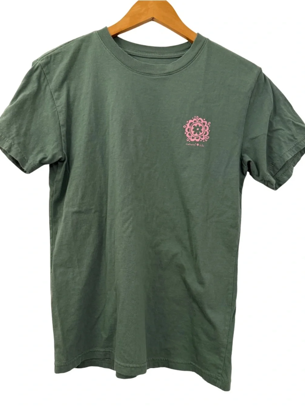 Natural Life women’s Graphic Dog TShirt Green Floral Puppy Quote Tee Size Small - Picture 2 of 7